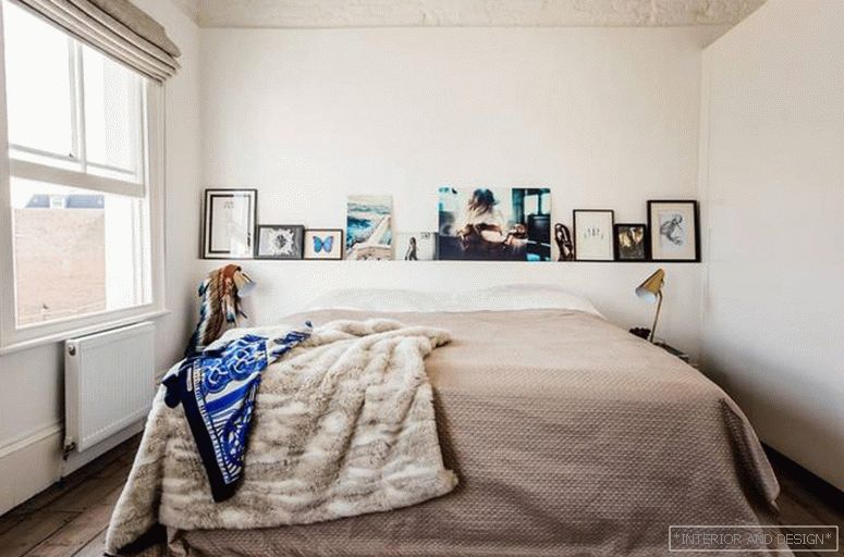 Семејните фотографии во внатрешноста на спалната 5