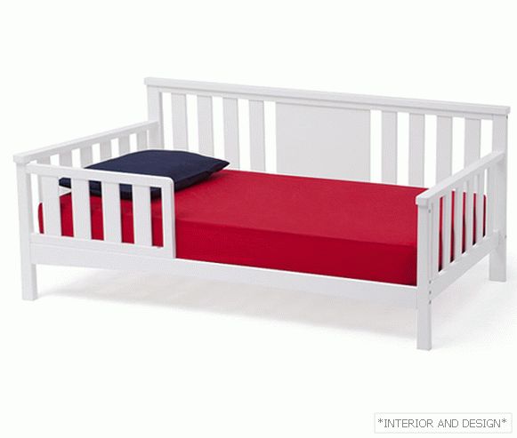 Кревет за тригодишно дете со страни - 2