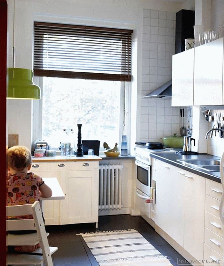 Апарати за домаќинство в интерьер маленькой кухни 4