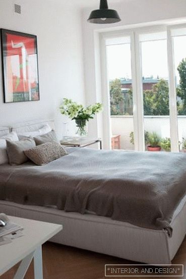 Спална соба со одделен балкон или чардак