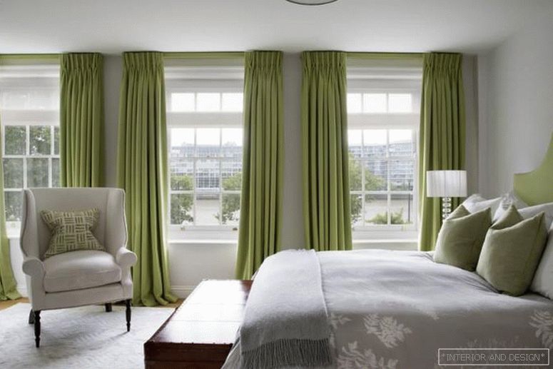 Зелени завеси для спальни 4